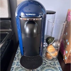 Nespresso Vertuo Plus Deluxe Espresso/Coffee machine